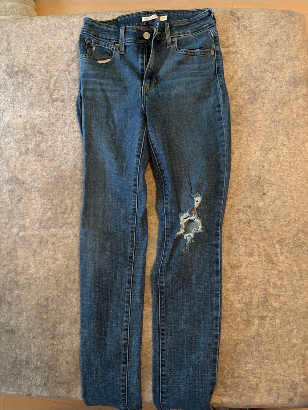 Levi's Dark Blue Skinny Jeans with Distressed Knee